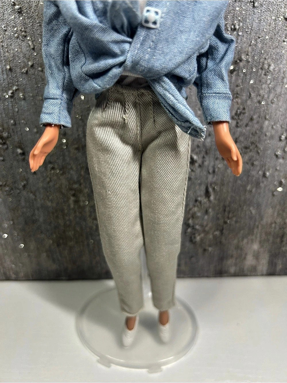 Gap Barbie 1996 - Picture 6 of 10